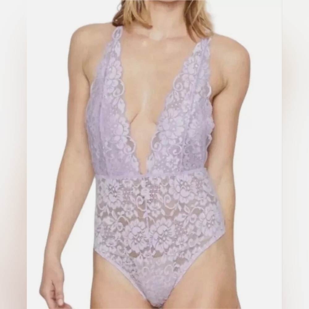 We are HAH x Free People Comin' in HAHt Lace Bodysuit Lavender SIZE XS New